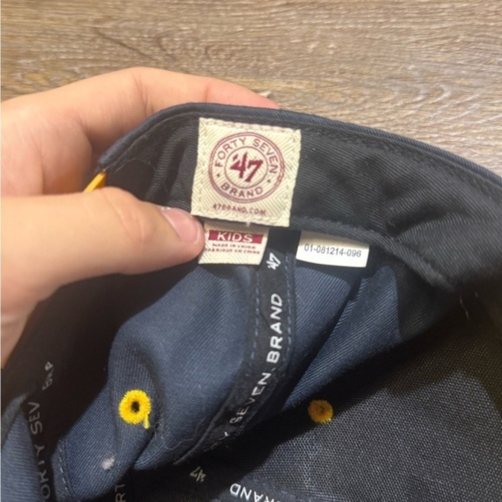 Kidsโ Michigan Hat - Picture 3 of 3